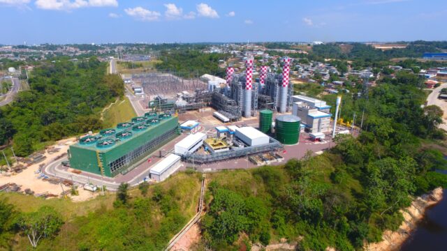 Âmbar presente na geração e distribuição de energia no Amazonas. Na imagem, Usina Mauá III, em Manaus - AM